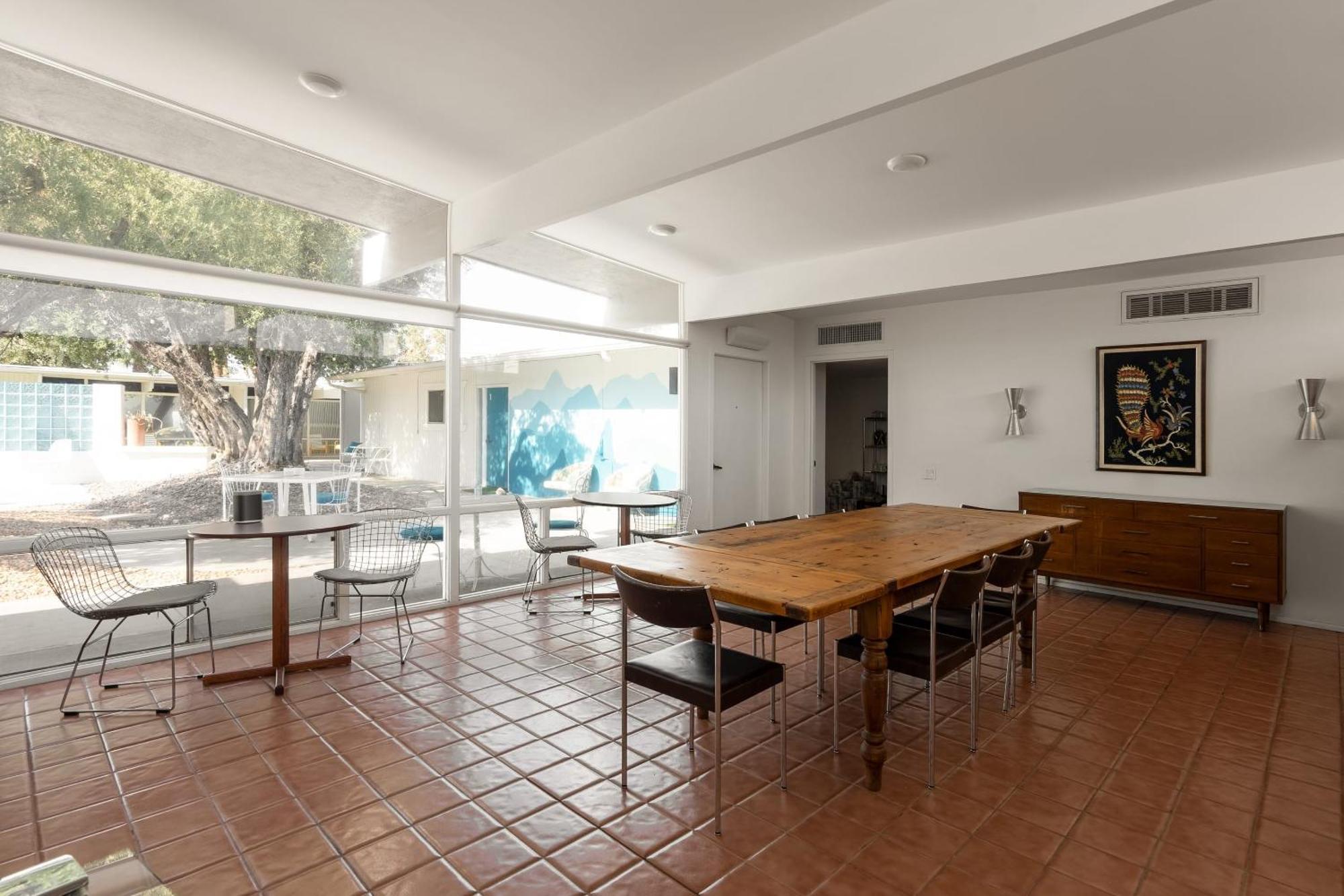 Monkey Tree Hotel By Avantstay Stylish Hotel In Palm Springs W Pool Exteriér fotografie