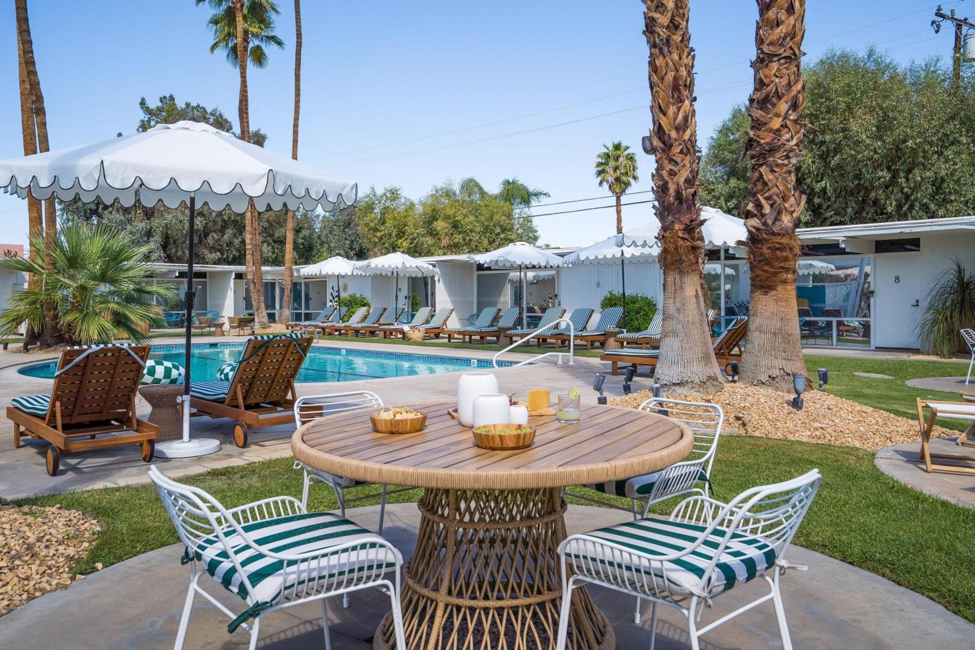 Monkey Tree Hotel By Avantstay Stylish Hotel In Palm Springs W Pool Exteriér fotografie
