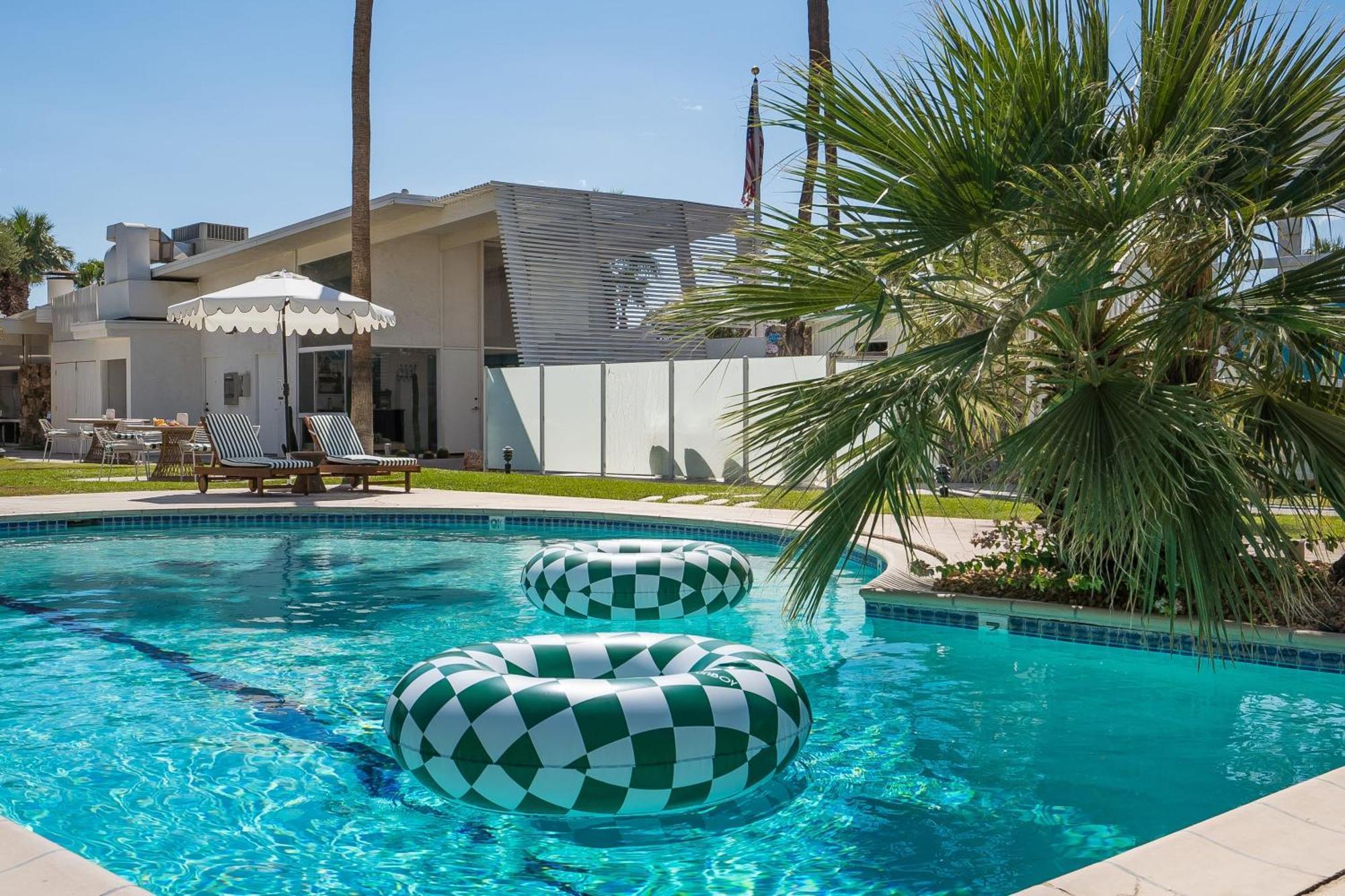 Monkey Tree Hotel By Avantstay Stylish Hotel In Palm Springs W Pool Exteriér fotografie