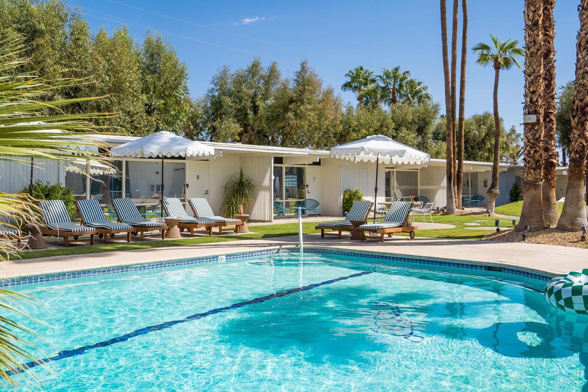 Monkey Tree Hotel By Avantstay Stylish Hotel In Palm Springs W Pool Exteriér fotografie